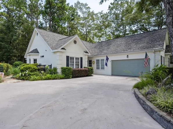 327 Dornoch Dr., Pawleys Island, SC 29585