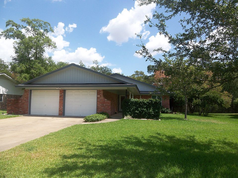 1st image of 1000 Pershing Dr