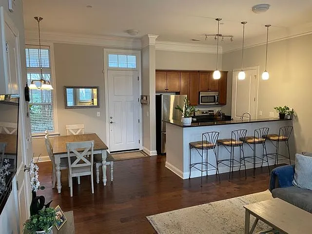 301 E Tremont Ave E #102 — Photo 3