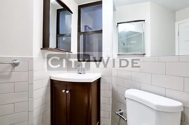 Rented by City Wide Apartments | media 5