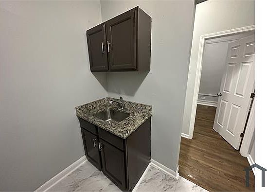 2nd image of 6748 S Crandon Ave #1