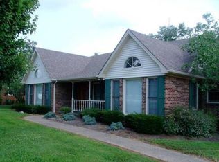 546 Eastland Dr, Lebanon, KY 40033