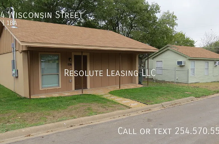 604 Wisconsin St — Photo 2