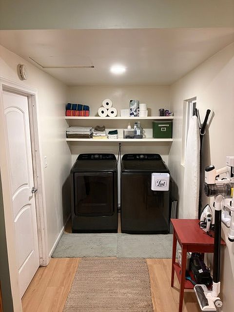 2nd image of 2076 Washington St