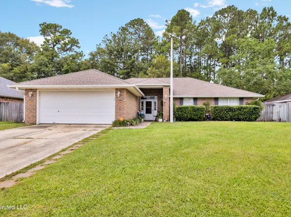 13614 Huntington Cir, Gulfport, MS 39503