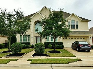 6710 Ashworth Dr, Sugar Land, TX 77479