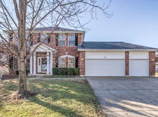 207 Reinke Rd, Ballwin, MO 63021