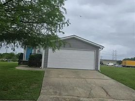 15863 Reddy Ln, Houston, TX