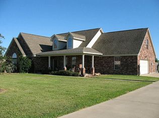 4918 Majestic Dr, Cove, TX 77523