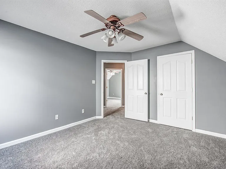 6851 Seaside Dr — Photo 10