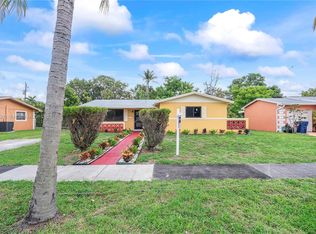 20845 NW 1st Ave, Miami Gardens, FL 33169