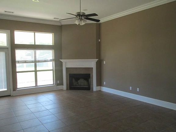 2nd image of 308 Nelsons Landing Dr