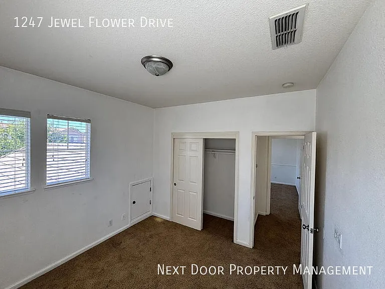 1247 Jewel Flower Dr — Photo 19