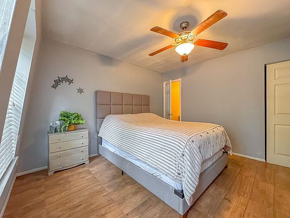 4th image of 2020 Continental Ave APT 215