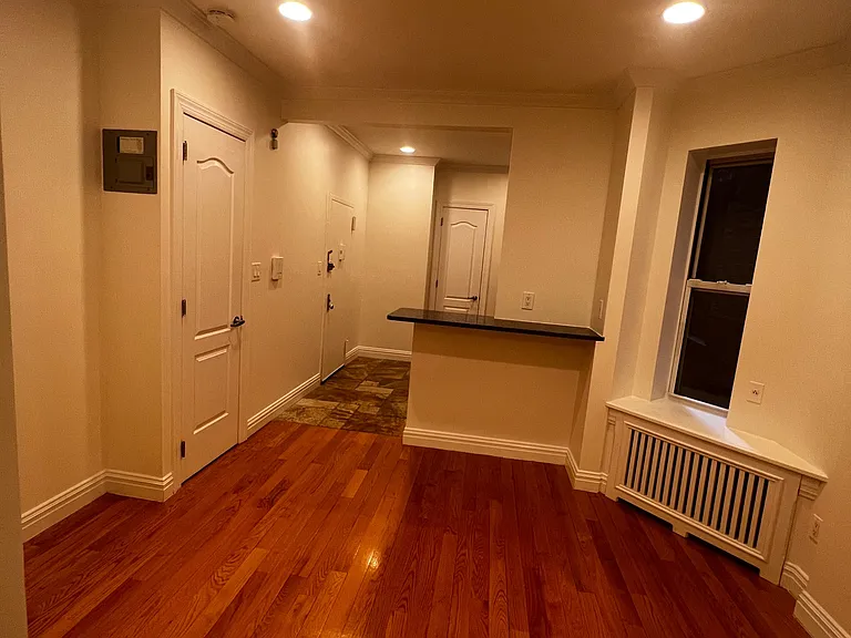 348 E 65th St #7 — Photo 20