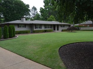 60 S Perkins Rd, Memphis, TN 38117