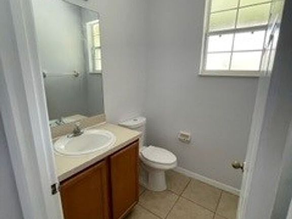 5th image of 4328 Paradise Cove Ct #U2