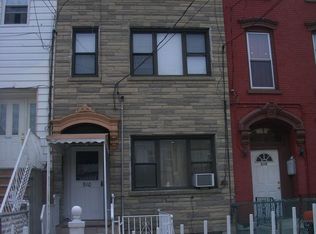 510 New York Ave, Union City, NJ 07087