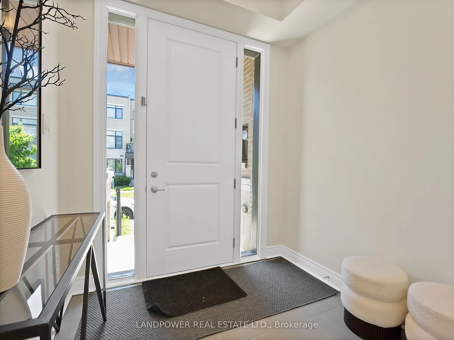 4 bed, $4,400 — Photo 3