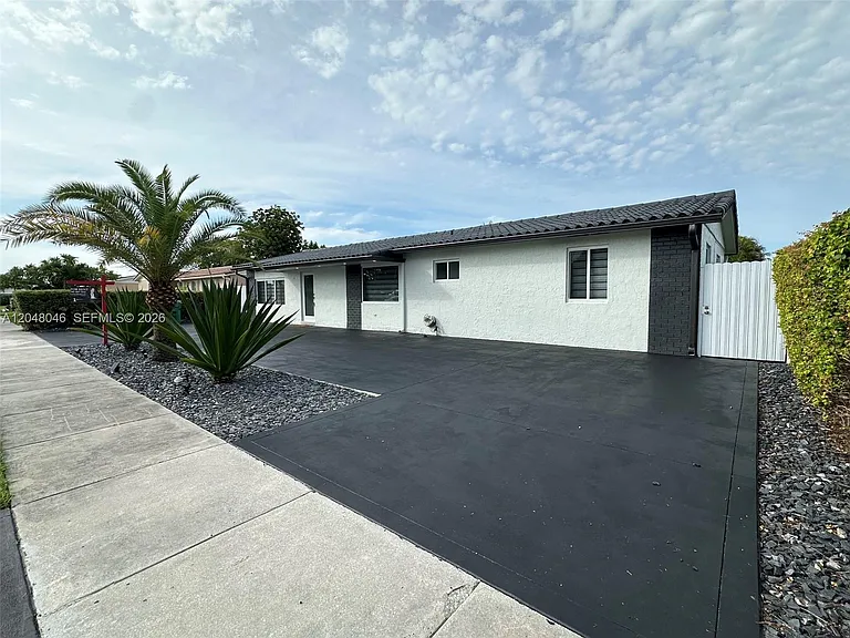 10790 SW 66th Dr — Photo 15