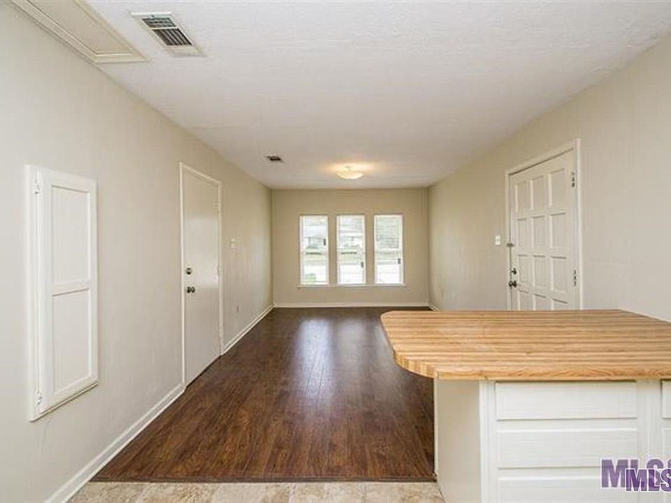 1st image of 9224 Baker Dr