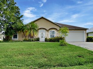 1773 SW Bradway Ln, Port Saint Lucie, FL 34953
