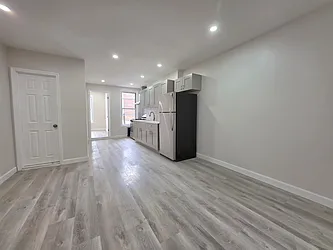 4913 5th Avenue, #2R