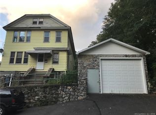 107 Dixie Ave, Waterbury, CT 06706