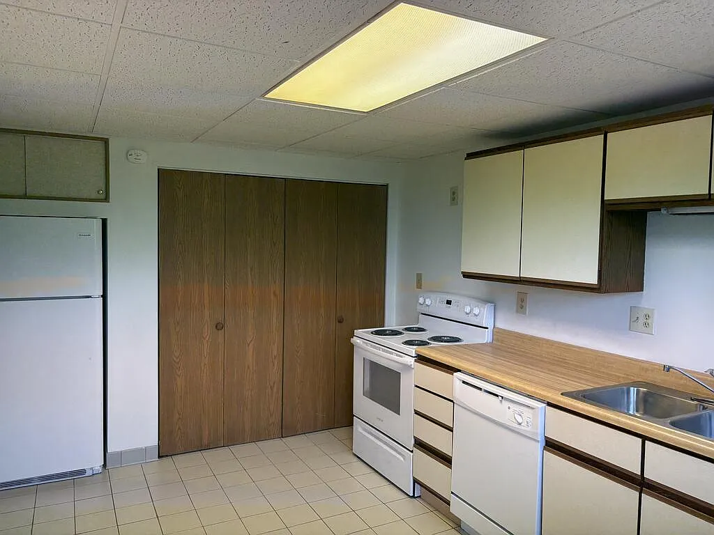 1 bed, 1.0 bath, 800 sqft, $875 — Photo 4