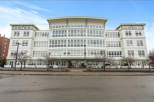 10 Ocean Ave Photo 1