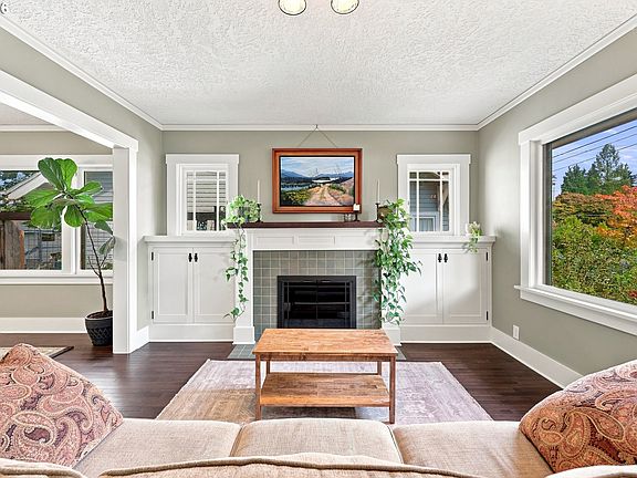 4th image of 2823 NE 59th Ave