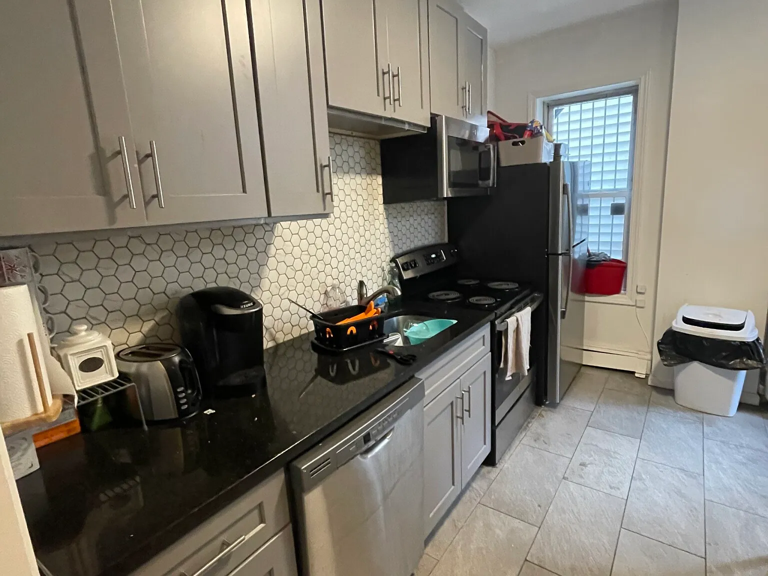 2 bed, 900 sqft, $3,600 — Photo 4