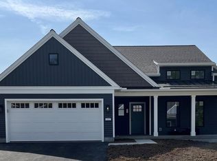 1222 Mosaic Dr #415, Lebanon, PA 17042
