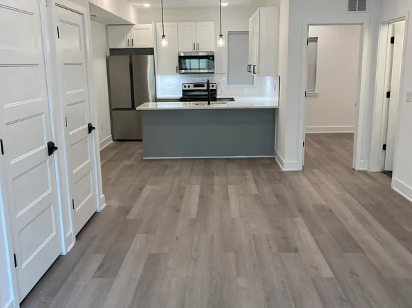 712 N Preston St Unit C, Philadelphia, PA 19104