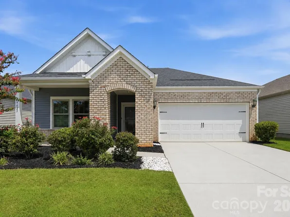 9423 Festival Way, Charlotte, NC 28215
