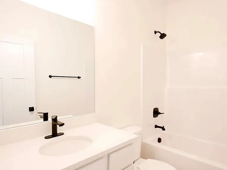 519 Briarbrook Ln — Photo 8