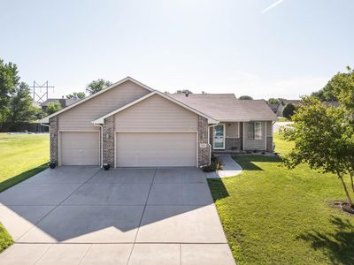 2324 E Highridge Ct, Wichita, KS, 67219