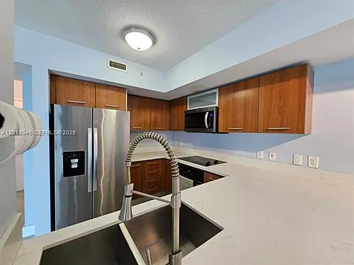 9055 SW 73rd Court Rd #1008 Photo 1 9055 SW 73rd Court Rd #1008 Photo 1