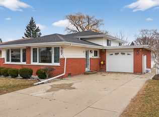 567 Bedford Ln, Des Plaines, IL