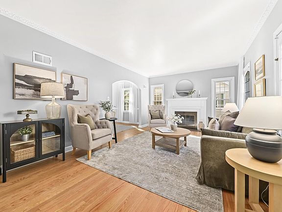 5th image of 616 N 104th STREET #618