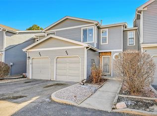 864 S Joplin Cir, Aurora, CO 80017
