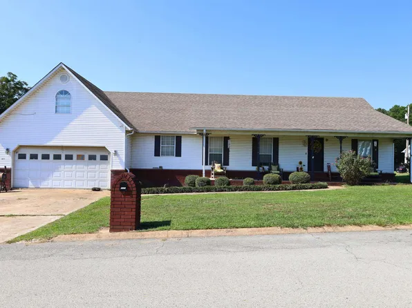 2006 Julie Ann Ln, Paragould, AR 72450