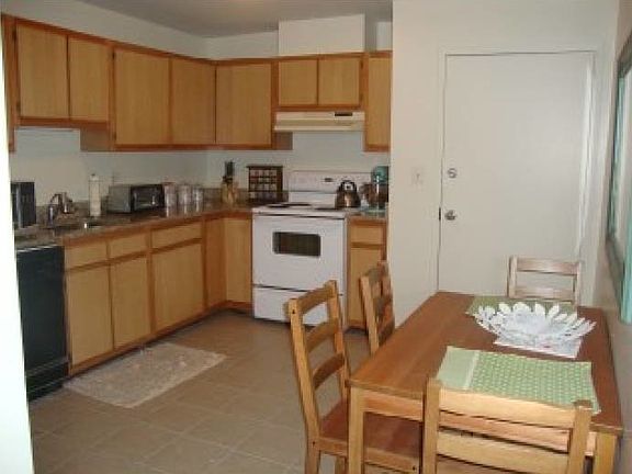 2nd image of 1544 Bedford St APT 7