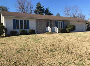 11 Woodmere Dr, Washington, IN 47501