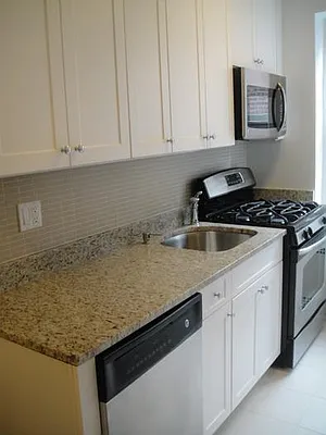 Rented by Hatuka Properties | media 26