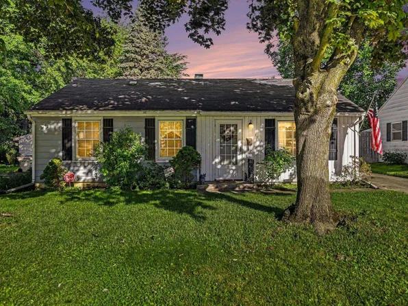 3701 Fellows St, South Bend, IN 46614