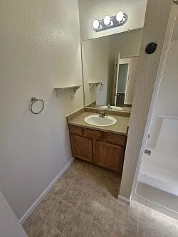 1640 Wendy Ln — Photo 8