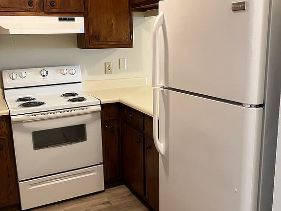 5th image of 112 S Crow Rd APT A