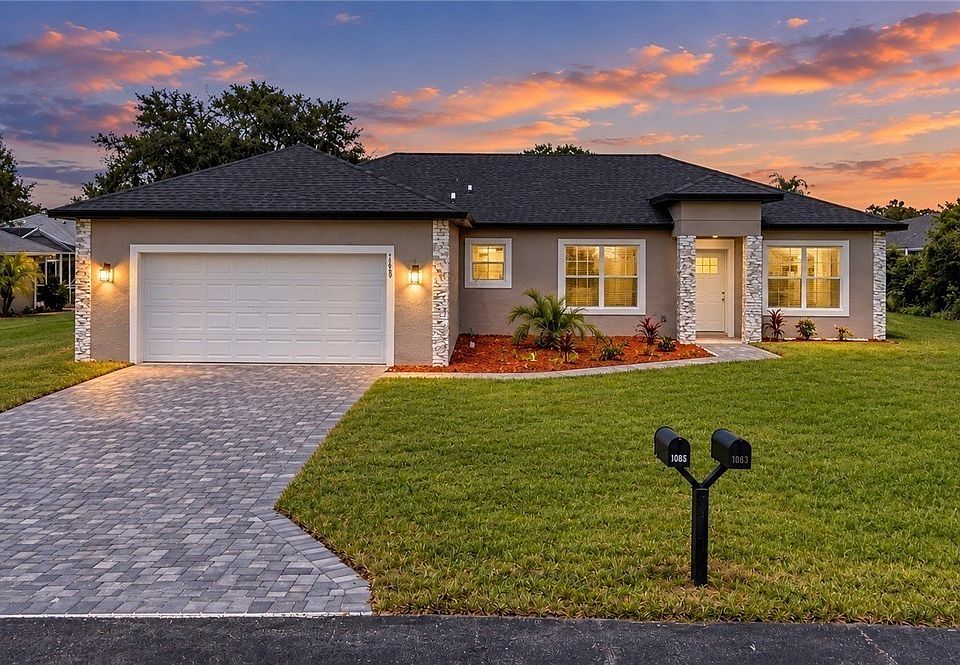 1st image of 2608 Monza Dr
