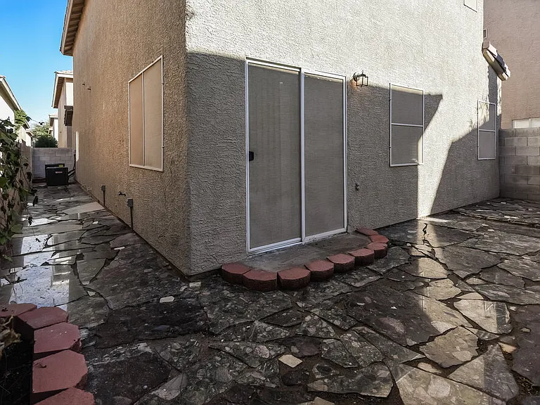 10265 Montana Mountain St — Photo 16
